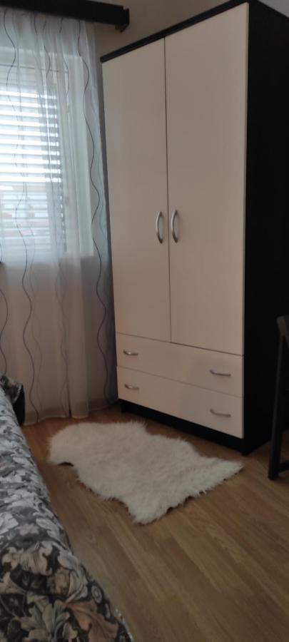 Apartments M&R Spadina Водице Экстерьер фото